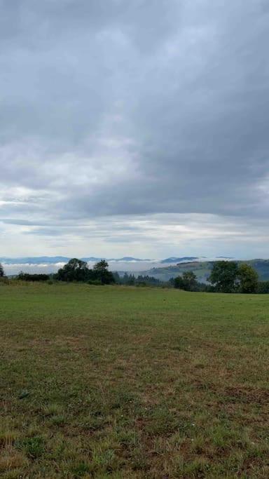 Saint-Maurice-en-GourgoisMaison En Pleine Nature别墅 外观 照片